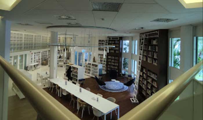 perpustakaan erasmus huis