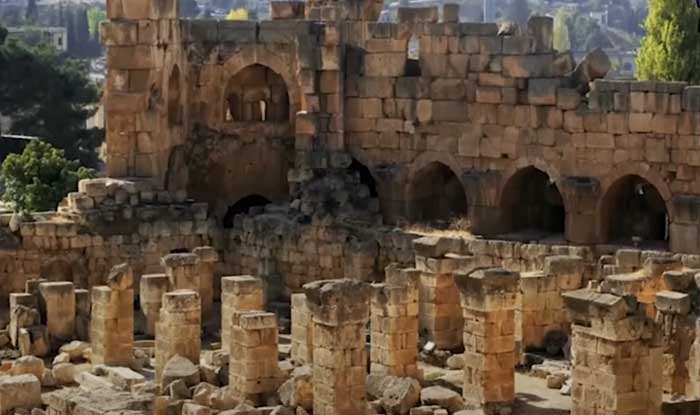 situs baalbek lebanon